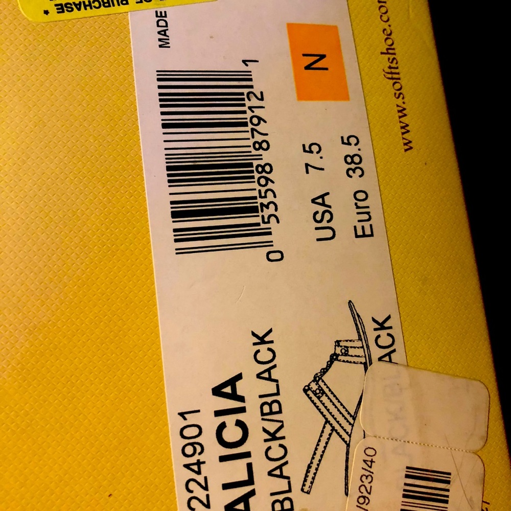 Soft Brand Women’s a Shoes